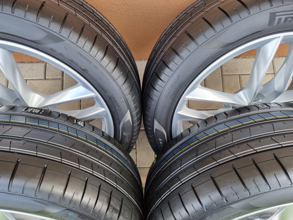 愛用 新品 carlsson 1 10X semi-MB 5H 112 ピレリ PZERO SUV 285 40-21 