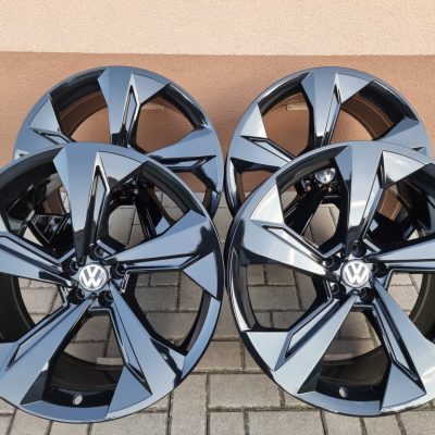 22" 5x112 VW TOUAREG originál disky (lakované)